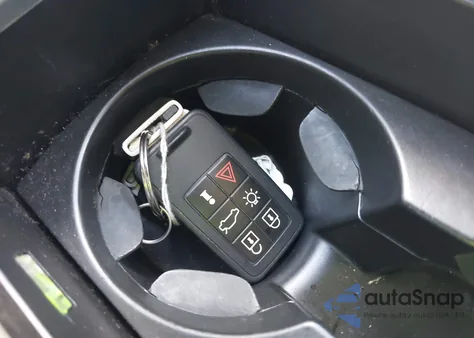 2010 Volvo Xc60 T6/T6 R-Design из США, поврежденный, VIN YV4992DZ7A2106854